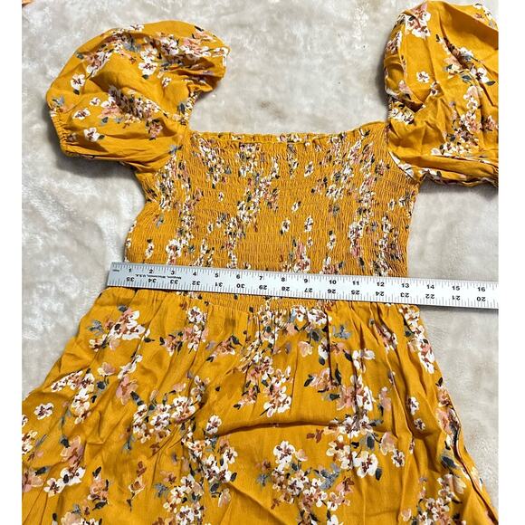 Flynn Skye Justine Romper Women's Medium Orange Floral Puff Sleeve Smocked RTR - Picture 8 of 11